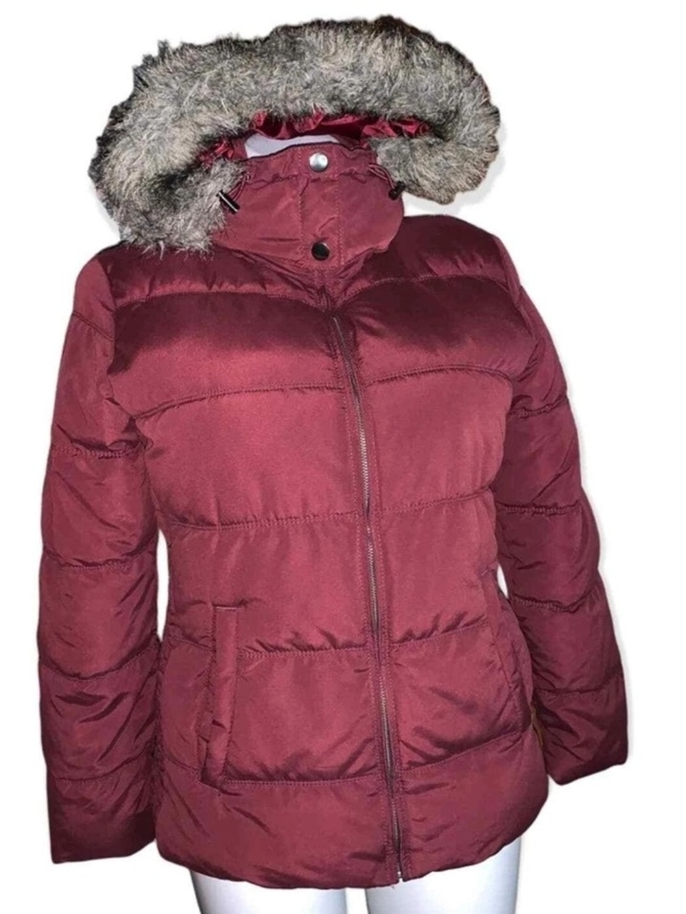 Old Navy Women's Burgundy Faux-Fur Hooded Puffer Jacket Medium Wine